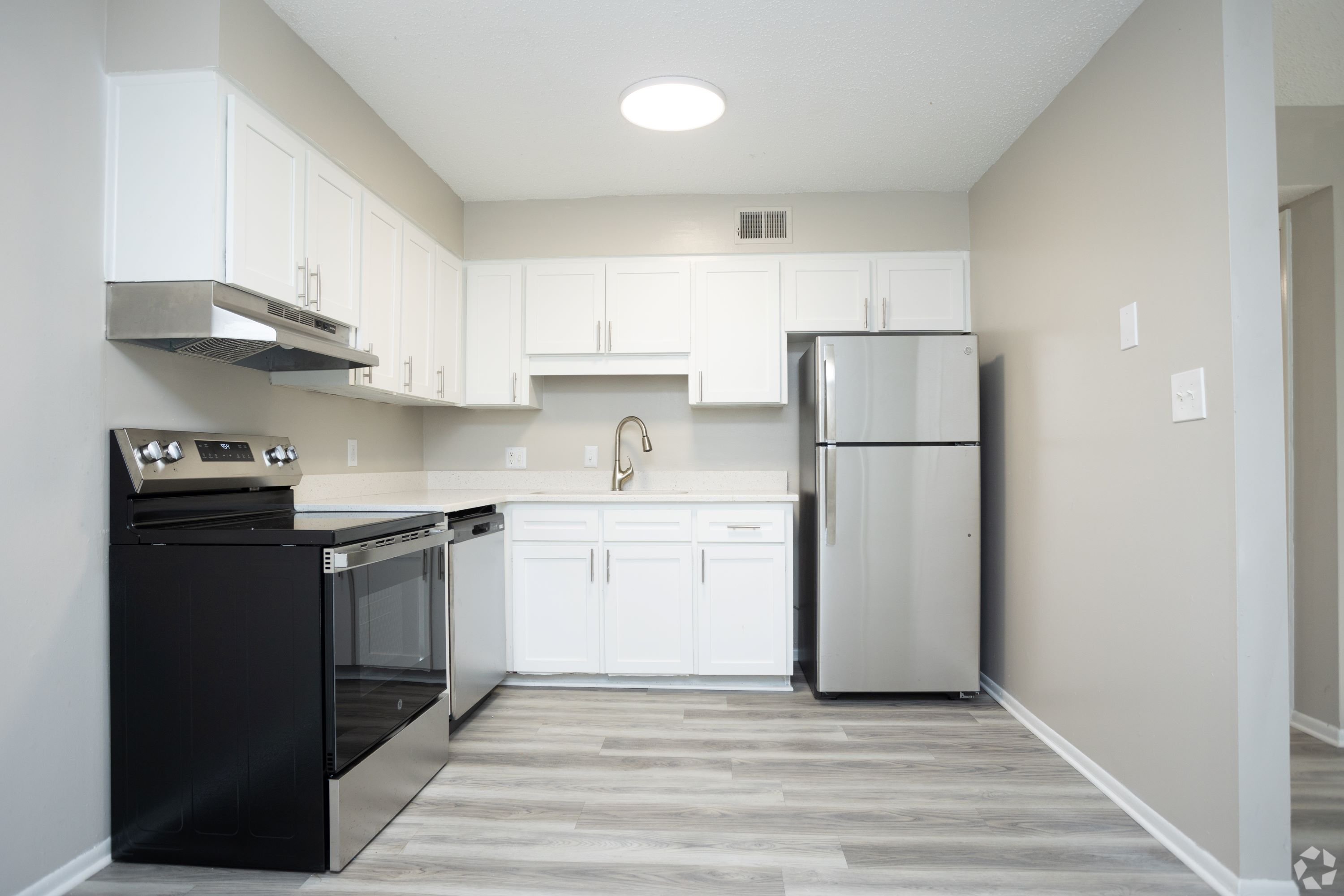 kitchen at Hidden Park located in Spartanburg, SC